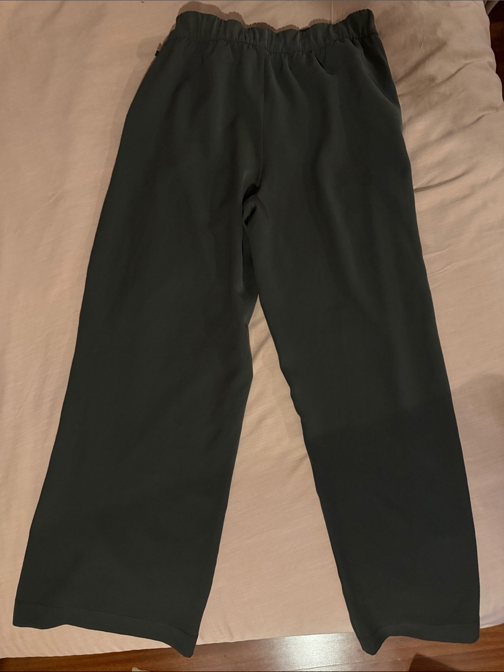 Lululemon Noir Green High Rise a wide Leg pants - Picture 8 of 9